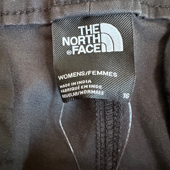 NWT The North Face Motion XD Chino Pants in Black - Picture 3 of 6
